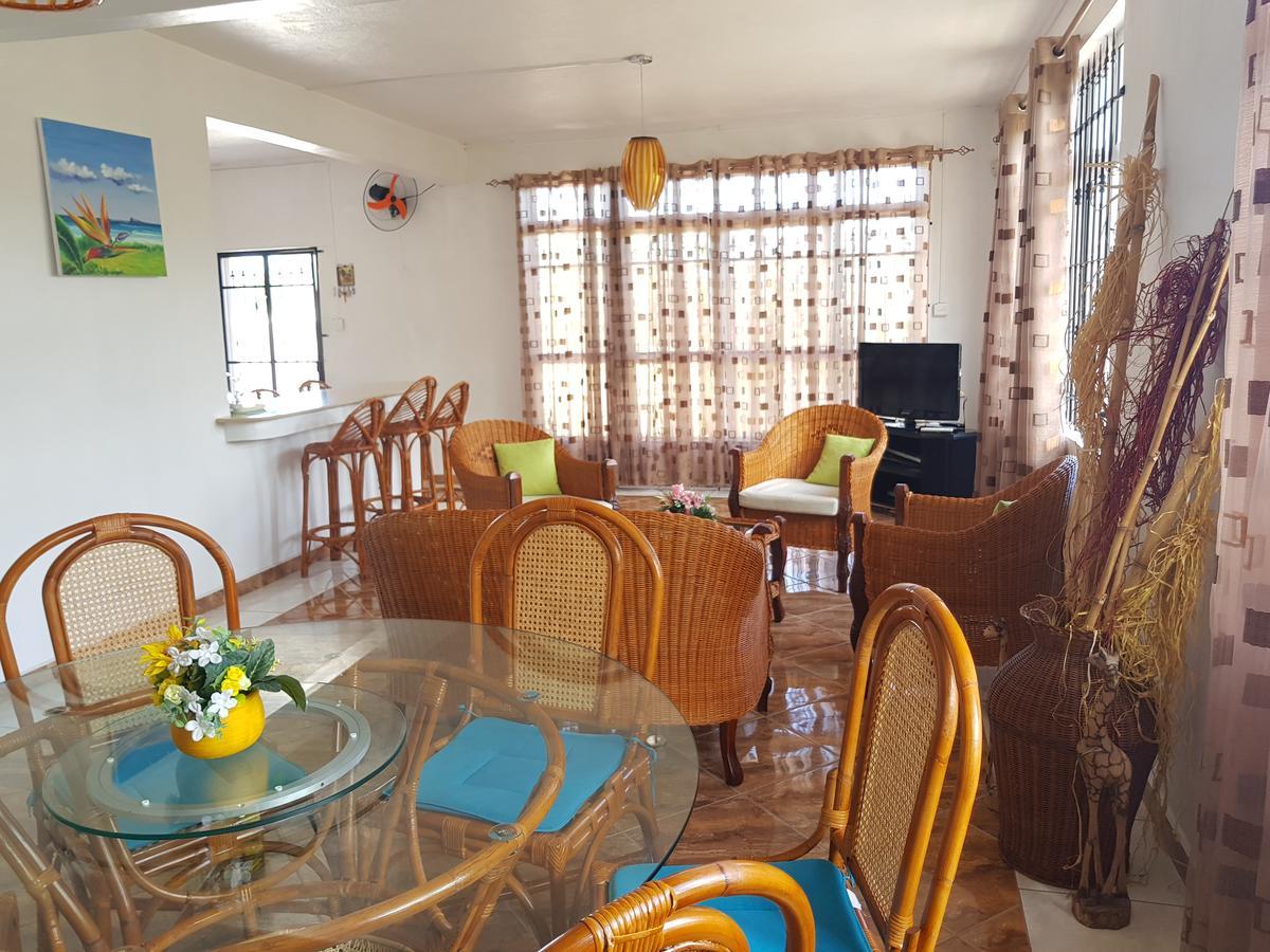 Suntoo Villa Wind & Kitesurf Accommodation Ла-Голет Экстерьер фото